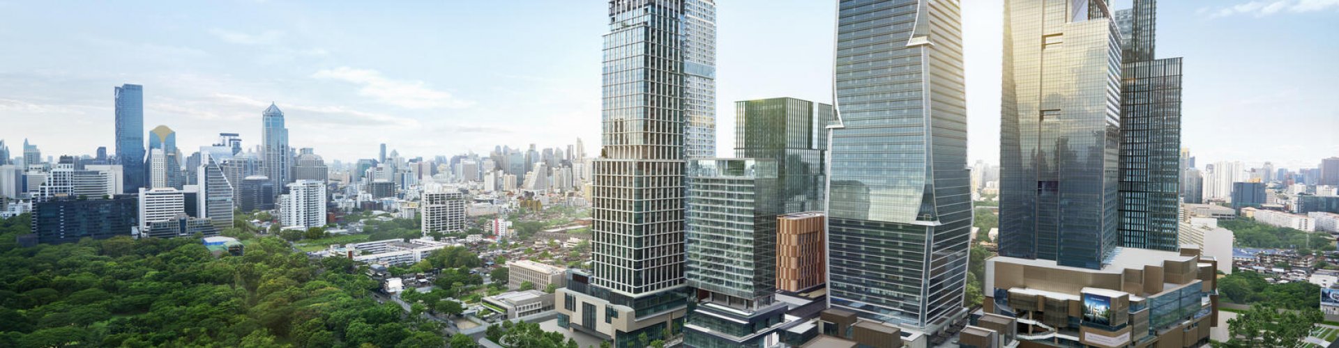 Evening street view in Bangkok, TH