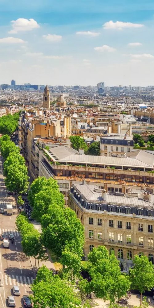 Paris street scene