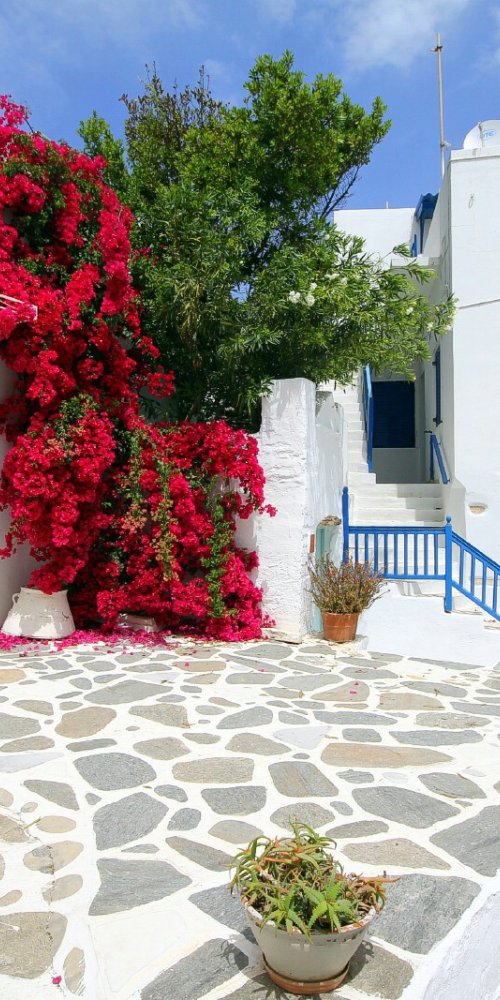 Páros street scene