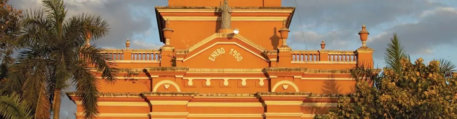 Chinandega street view at sunset